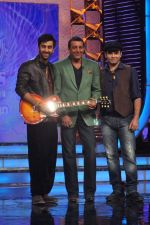 Ranbir Kapoor, Sanjay Dutt on the sets of Big Boss 5 in Lonavala, Mumbai on 29th Oct 2011 (43).JPG